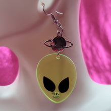Load image into Gallery viewer, Alien Earrings
