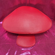 Load image into Gallery viewer, Red Mushroom Purse
