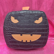 Load image into Gallery viewer, Jack-o-Latern Purse
