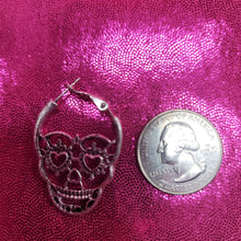Load image into Gallery viewer, Skull Outline Earrings
