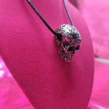 Load image into Gallery viewer, Etched Skull Pendant

