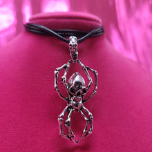 Load image into Gallery viewer, Skull Spider Necklace
