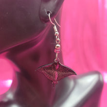 Load image into Gallery viewer, Manta Ray Earrings
